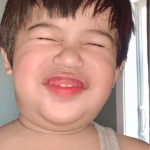 Meet your Posher, Karvinne kyle